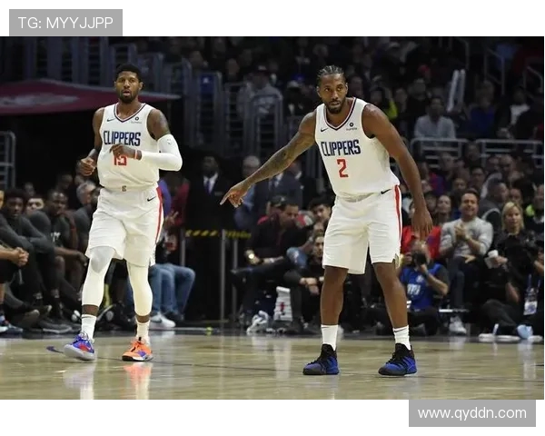 快船与马刺季后赛对决数据分析揭示双方实力差距与战术特点 快船与马刺季后赛对决数据分析揭示双方实力差距与战术特点